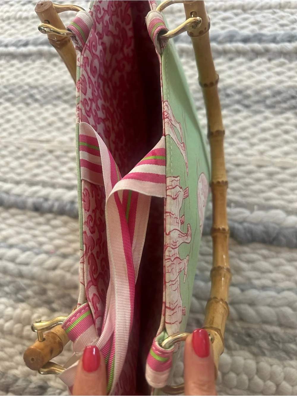 Melly M boutique purse with bamboo handed. Unique print!
